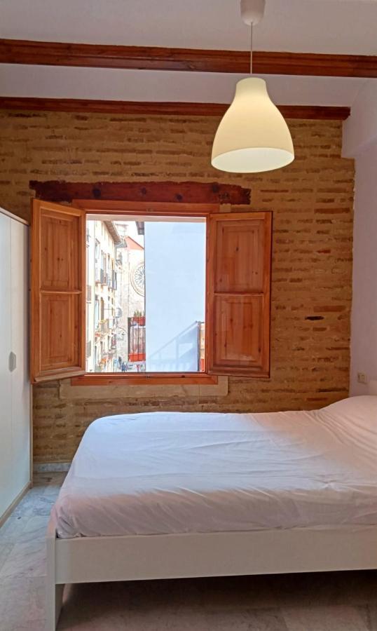 Apartamentos Con Encanto En Pleno Casco Antiguo Ron Valenciayole Kültér fotó